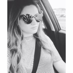 Meet your Posher, Alexandra